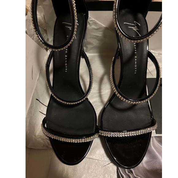 Giuseppe Zanotti heels - Picture 2 of 5